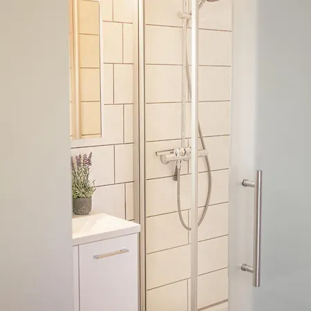 Lakeside - Seeufer Apartment